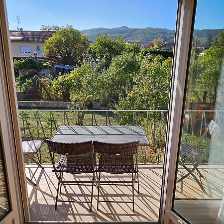 La Bourzede F3 Apartment Langeac Bagian luar foto
