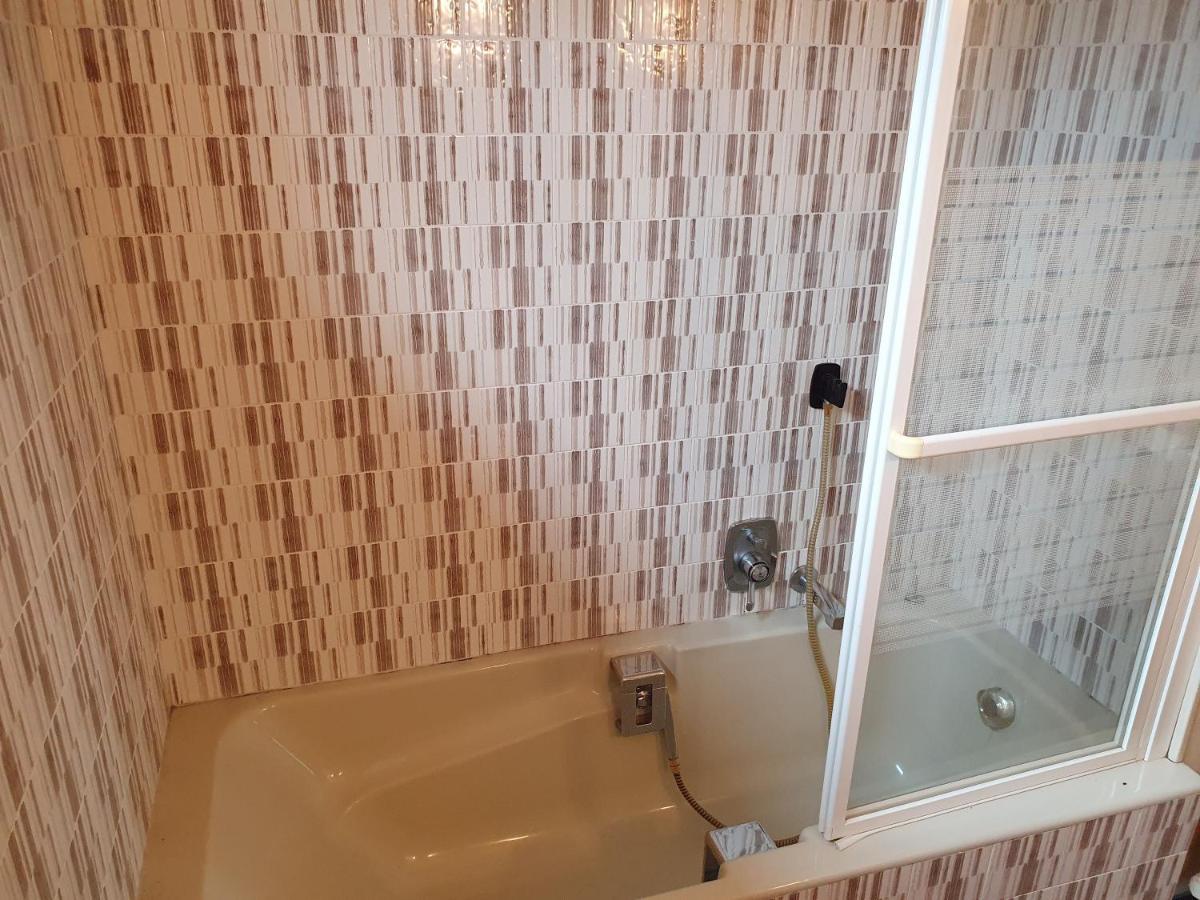 La Bourzede F3 Apartment Langeac Bagian luar foto