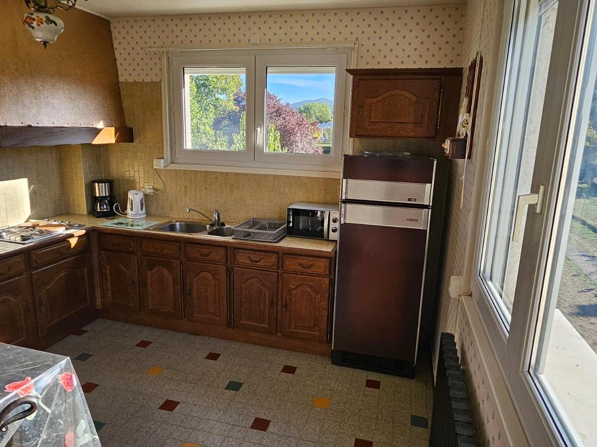 La Bourzede F3 Apartment Langeac Bagian luar foto